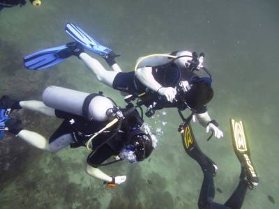 b2ap3_thumbnail_Khaolak-scuba-diving-thailand-padi-course-161.JPG
